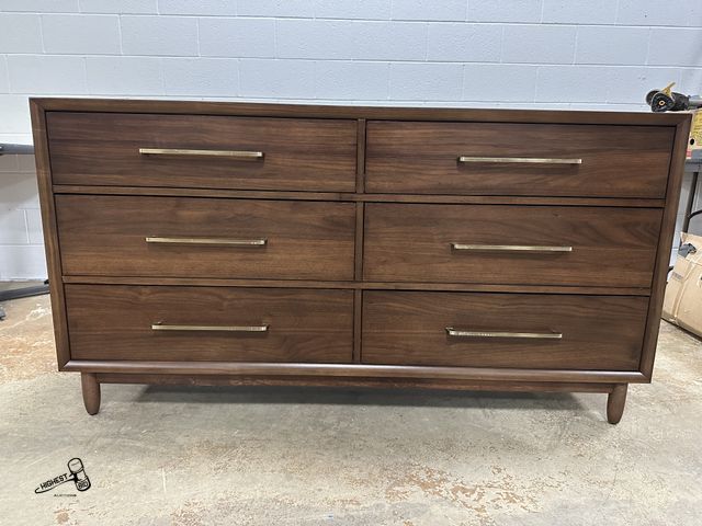 Lot 91-8262 - NORTHRIDGE WALNUT 6 DRAWER DRESSER - ENGLISH DOVETAIL DRAWER CONSTRUCTION - BLUM OREMIUM SOFT-CLOSE ...