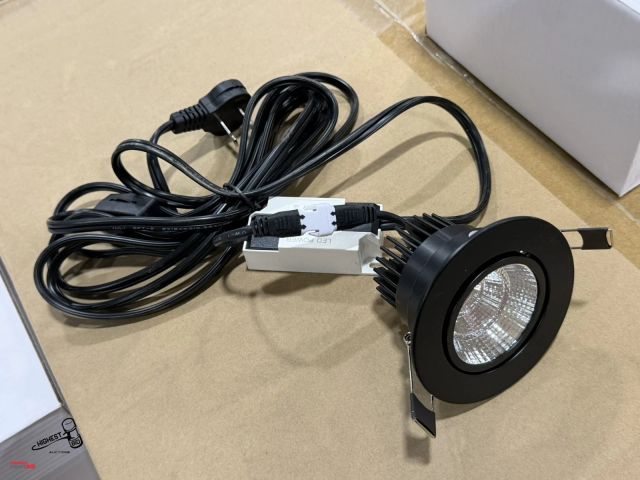 Lot 91-10381 - New CASE OF 50 Recessed 2.5" LED Downlight ED-DLB-2.5'COB5W 5W 3000K