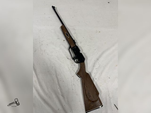 Lot 91-7660 - DAISY POWERLINE 880 MULTI-PUMP PNEUMATIC BB/PELLET GUN