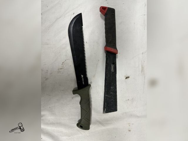Lot 91-7609 - 2 MACHETE'S COLEMAN &amp; OZARK TRAIL