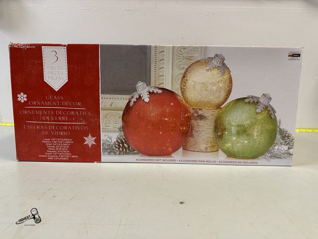 Lot 91-7191 - LIGHTED GLASS ORNAMENT DECOR 3 PIECE