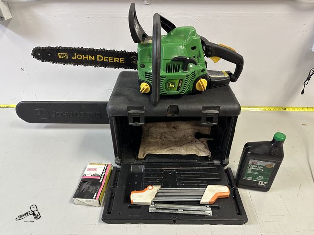 Lot 91-9510 - JOHN DEERE JD3816 16" BAR CHAINSAW - STRONG COMPRESSION - INCLUDES STIHL CHAIN SHARPENER &amp; EXTRA...