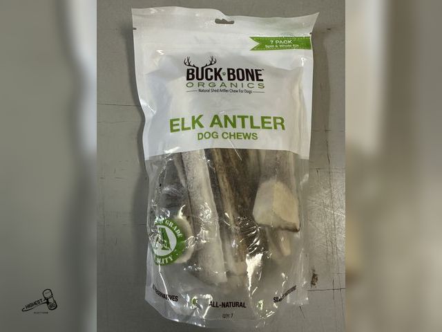 Lot 91-8608 - ELK ANTLER DOG CHEWS - BUCK BONE ORGANICS NATURAL SHED ANTLER CHEW FOR DOGS - 7 PACK
