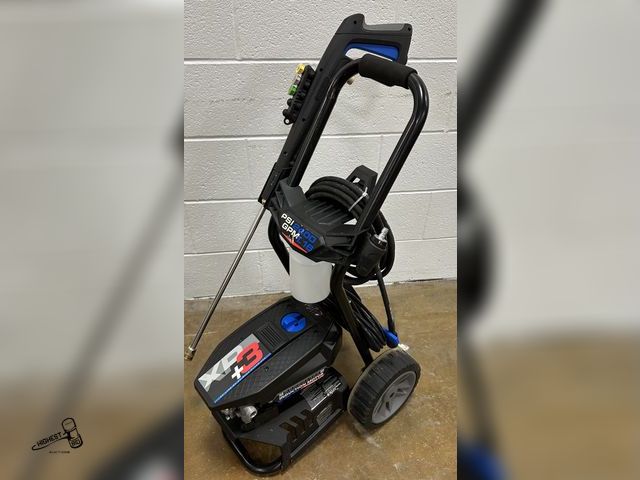 Lot 91-8279 - AR BLUE CLEAN XP3-2400 ELECTRIC PRESSURE WASHER - 2400 PSI - 4 DIFFERENT NOZZLES - 25OZ HIGH PRESSUR...