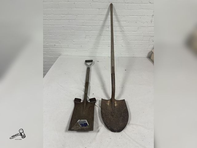 Lot 91-7648 - 1 SPADE SHOVEL &amp; 1 KOBALT FLAT HEAD SHOVEL