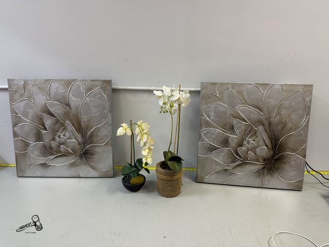 Lot 91-6917 - TWO 24" X 24" FLOWER CANVAS WALL HANGING DECORATIONS WITH TWO ARTIFICIAL PLANT DECORATIONS