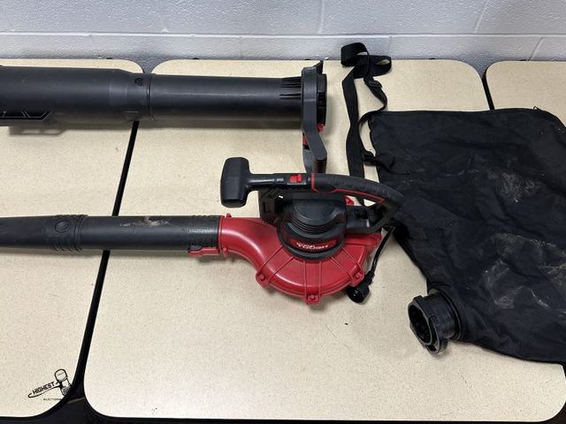 Lot 91-8245 - HYPER TOUGH ELECTRIC LEAF VAC / BLOWER