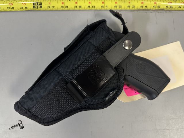 Lot 91-9680 - CROSMAN PHANTOM 4.5MM CAL AIR PISTOL WITH BULLDOG HOLSTOR
