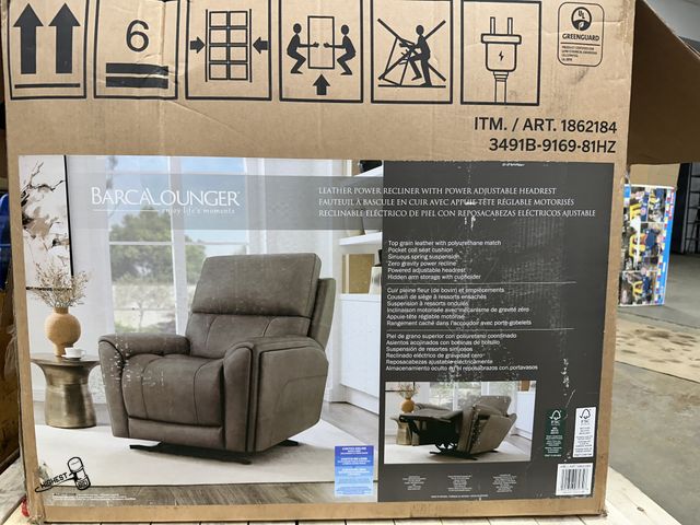 Lot 91-10375 - MSRP $ 699.99 Barcalounger Hollis Leather Zero Gravity Power Recliner with Power Headrest - op-Grain...
