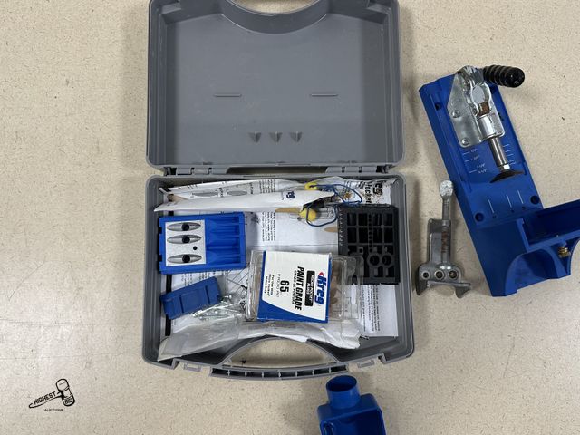 Lot 91-10360 - KREG K4 POCKET-HOLE JIG, TOGGLE CLAMP, BITS &amp; CASE