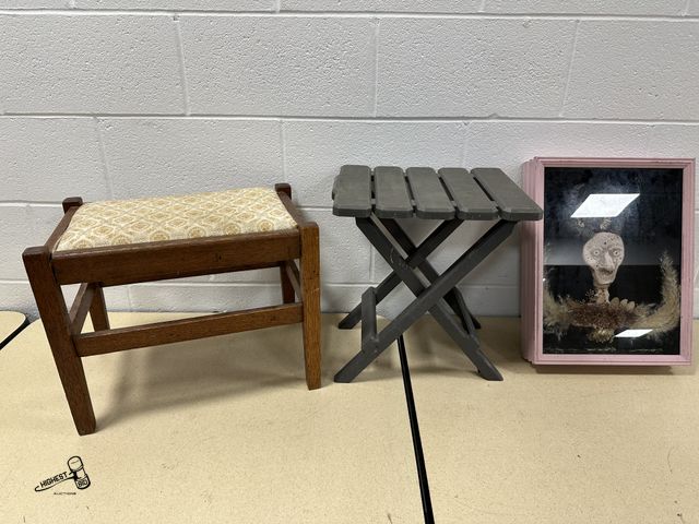 Lot 91-10357 - BENCH - TABLE - PICTURE