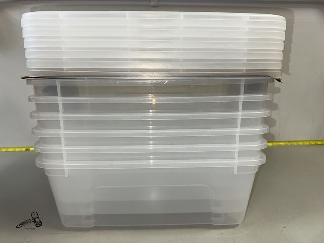 Lot 91-8679 - IRIS 12.9 QUART 6 PLASTIC CONTAINERS WITH LIDS &amp; SNAP LOCK HANDLES