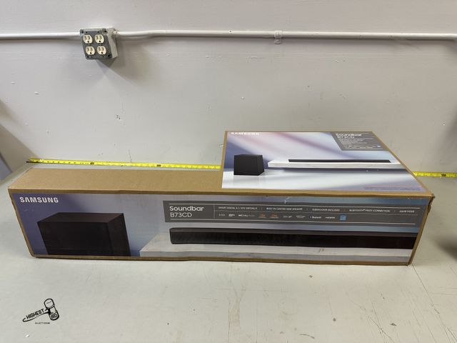 Lot 91-7199 - New SAMSUNG B73CD SOUNDBAR SAMSUNG B73CD SOUND BAR AND SUBWOOFER - BLUE TOOTH MULTI CONNECTION - DOL...