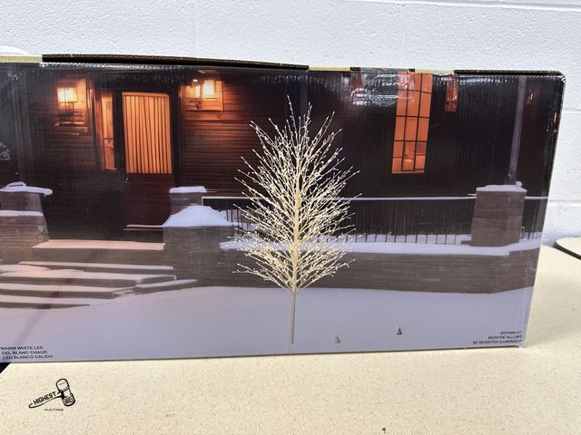 Lot 91-7448 - New 7 FOOT TWINKLE TREE WITH LED LIGHTS - 1280 WARM WHITE LED LIGHTS &amp; 160 TWINKLE LIGHT BULBS -...