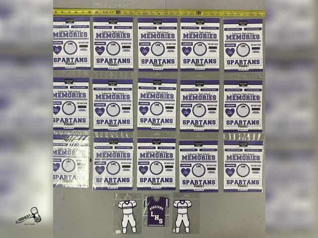 Lot 91-8331 - New LAKEVIEW SPARTANS SCRAP BOOK SUPPLIES