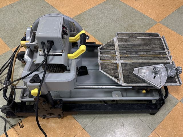 Lot 91-8586 - FLORCRAFT PROFESSIONAL 10" WET TILE SAW