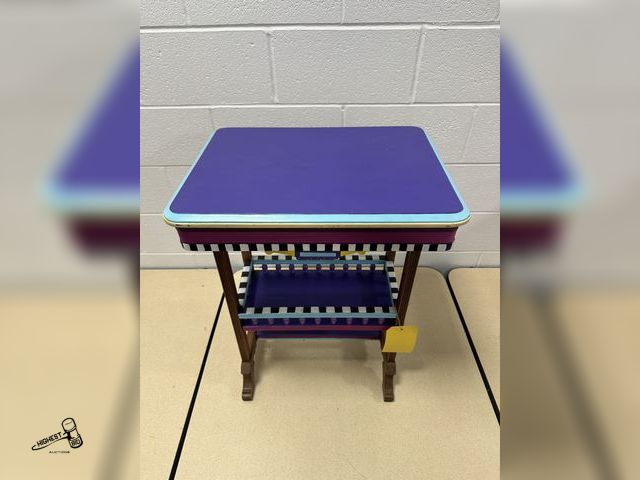 Lot 91-8197 - TABLE 28" TALL X 16" DEEP X 21 1/2" WIDE