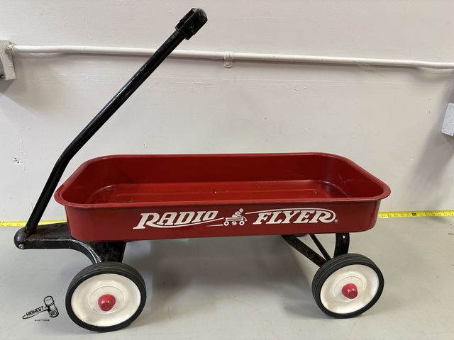 Lot 91-6930 - RED RADIO FLYER WAGON