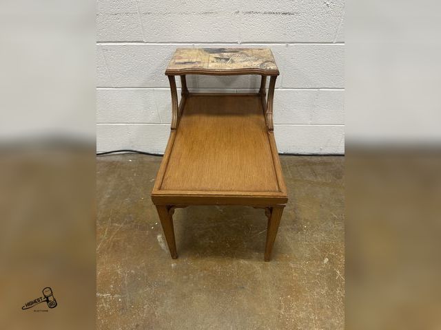 Lot 91-8200 - VINTAGE END TABLE  25" X 16" X 24" TALL