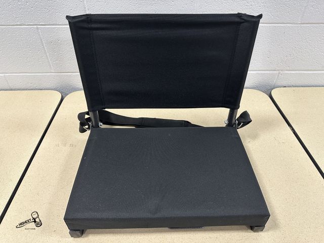 Lot 91-7180 - STADIUM SEAT with carrying strap