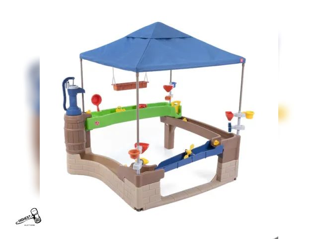 Lot 91-9041 - STEP2 PUMP &amp; SPLASH SHADY OASIS, TAN, BLUE - HAS BEEN USED DISASSEMBLED FOR TRANSPORTING