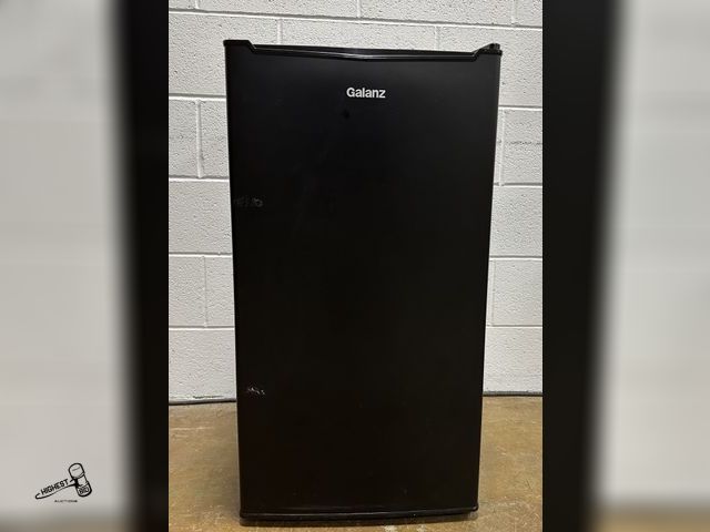 Lot 91-10497 - GALANZ 3.3 CU. FT. Mini Refrigerator GREAT FOR THE GARAGE OR COLLEGE DORM FOR SEVERAL CANS OF YOUR F...