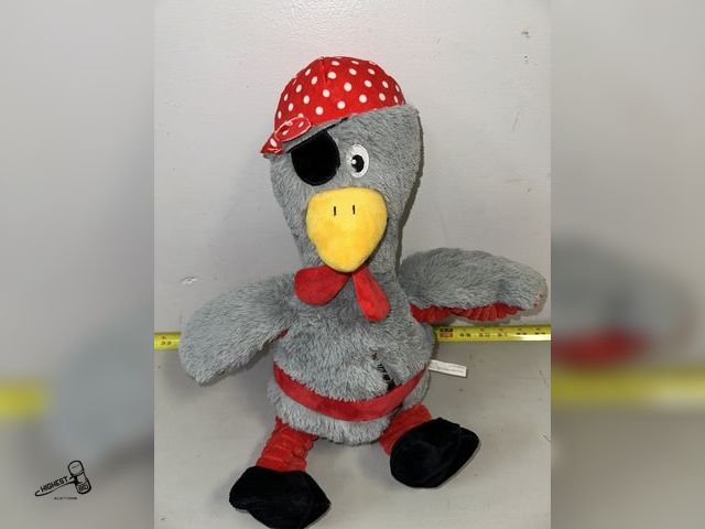 Lot 91-8448 - PET TOY