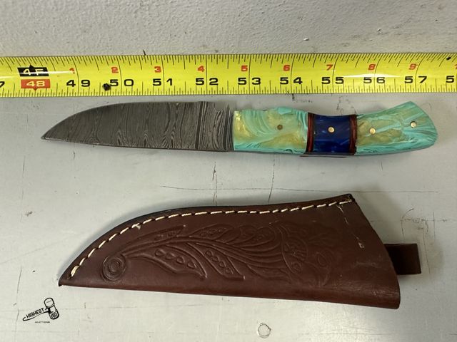 Lot 91-8992 - 9" DAMASCUS KNIVE WITH LEATHER CASE
