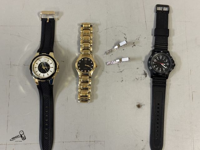 Lot 91-9633 - 1 BLACK ACCUTIME WATCH CORP,1 GOLD ESO SWISS WATCH, AND 1 ACCUTIME WATCH CORP GOLD AND BLACK