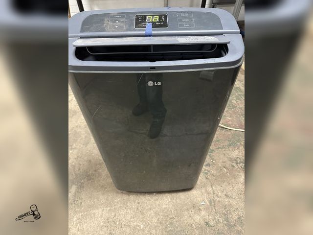 Lot 91-7949 - LG MODEL LP1213GXR IN ROOM AIR CONDITIONER &amp; HUMIDIFIER