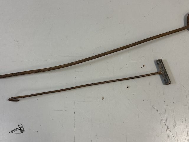 Lot 91-8786 - VINTAGE HAND FORGED WROUGHT IRON HOOK &amp; METAL HOOK