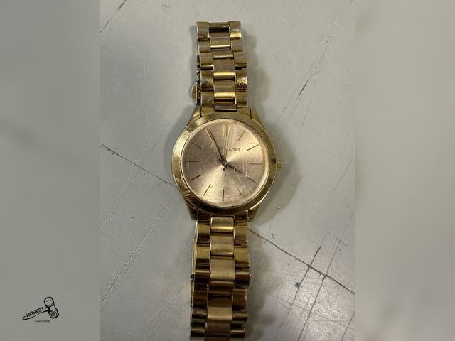 Lot 91-7831 - MENS WATCH