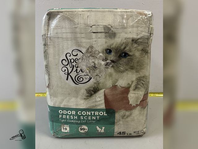 Lot 91-9389 - New SPECIAL KITTY ODOR CONTROL FRESH SCENT TIGHT CLUMPING CAT LITER 45LB