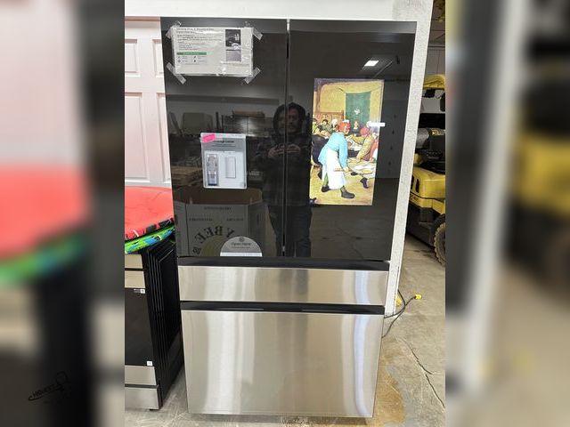 Lot 91-8021 - New SAMSUNG RF29BB8900QK Refrigerator/Freezer SAMSUNG 29 CU. FT. BESPOKE 4-DOOR FRENCH DOOR REFRIGER...