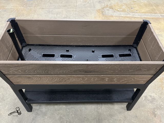 Lot 91-8563 - KETER SIGNATURE COLLECTION DECO ELEVATED GARDEN BED