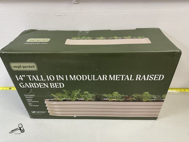 Lot 91-9364 - MSRP $ 154.99 VEGO GARDEN 14" TALL 10 IN 1 MODULAR METAL RAISED GARDEN BED NEW IN BOX