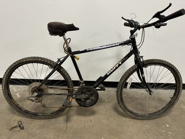 Lot 91-7910 - HUFFY 26" 21 SPEED BIKE