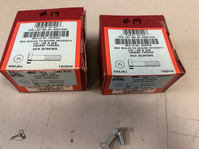 Lot 91-6309 - 1/4-20 X 5/8" BOLTS - TOTAL 200