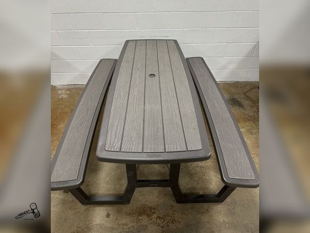 Lot 91-8276 - LIFETIME COMMERCIAL 6 FOOT FOLDING PICNIC TABLE