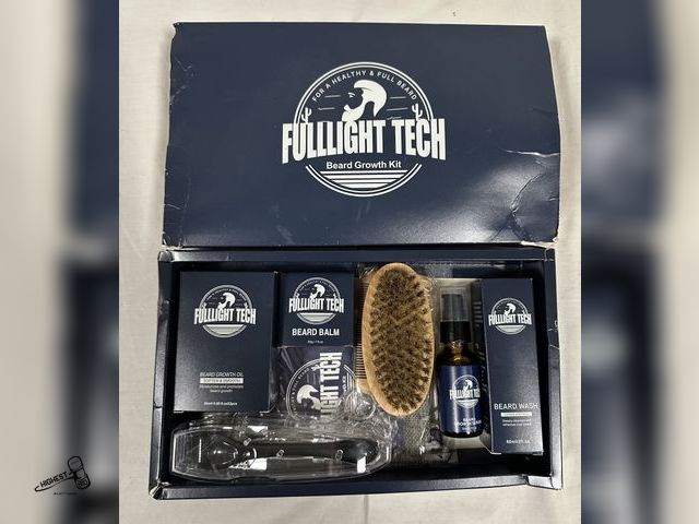 Lot 91-7600 - FULLLIGHT TECH BEARD GROWTH KIT FOR A HEALTHY &amp; FULL BEARD