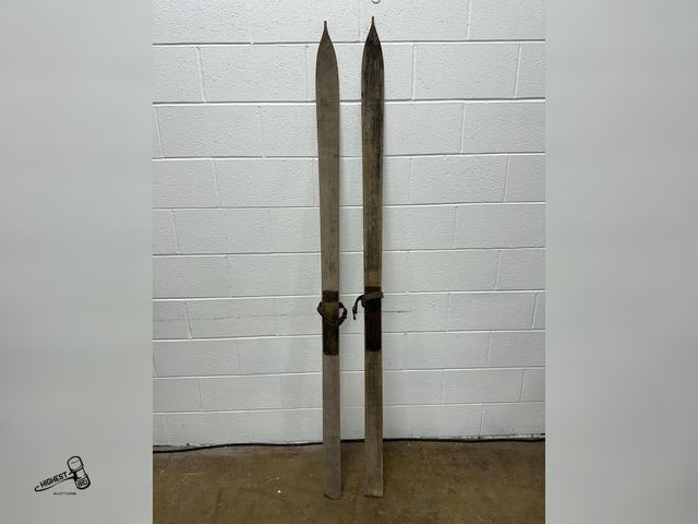 Lot 91-8767 - VINTAGE WOODEN SKIS 77" LONG