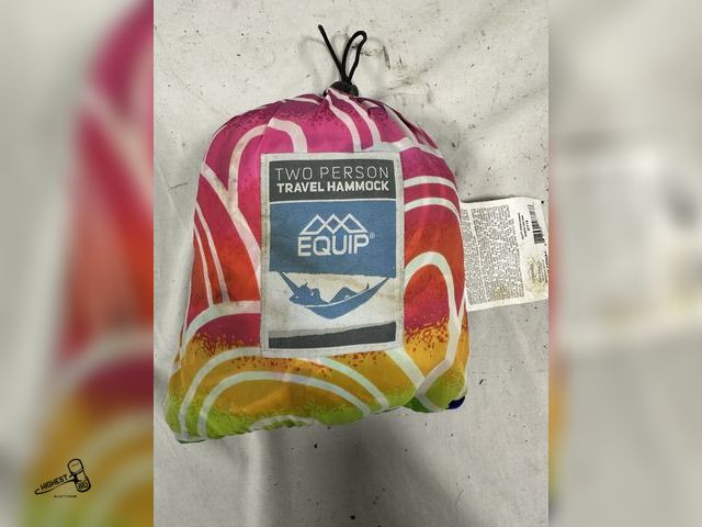Lot 91-7658 - EQUIP 2 PERSON TRAVEL HAMMOCK