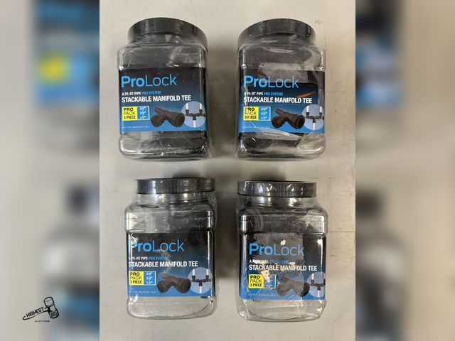 Lot 91-8162 - SHARK BITE PRO LOCK - 3/4" X 3/4" X 1/2" STACKABLE MANIFOLD TEE - 4 NEW CONTAINERS QTY 3 IN EACH