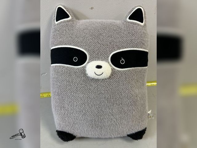 Lot 91-8856 - FOREST FRIENDS RACOON 15" PLUSH ANIMAL
