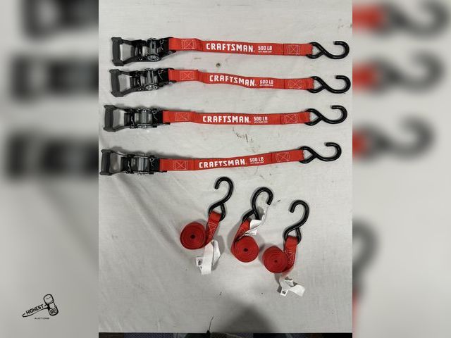 Lot 91-7668 - CRAFTSMAN 500 LB RACHET STRAPS