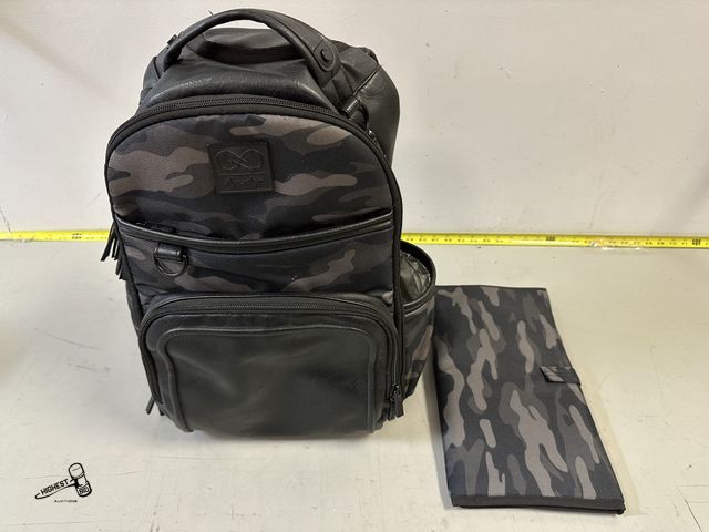 Lot 91-10190 - Chelsea + Cole For Itzy Ritzy Large Capacity Boss LEATHER Backpack Diaper Bag WITH CHANGING MAT BLAC...