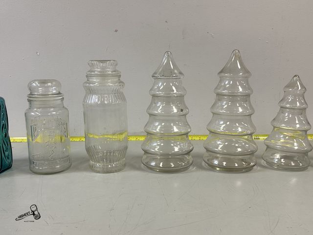 Lot 91-8827 - VINTAGE COLLECTION - TEAL BLUE GLASS CANISTER BY LE SMITH - 75TH ANNIVERSARY PLANTERS PEANUTS CLEAR ...