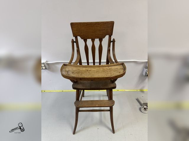 Lot 91-6431 - VINTAGE WOODEN HIGH CHAIR