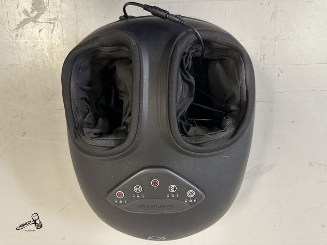 Lot 91-10391 - SNAILAX HEATED FOOT MASSAGER