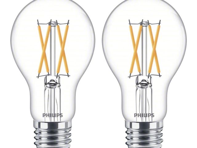 Lot 96-233343 - 6 PHILIPS LED Clear Dimmable A19 Light Bulb  New